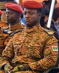 Now Africa needs fearless leaders like Ibrahim traore. The cowdness  Leadership Era is the ending. Let's free Africa.