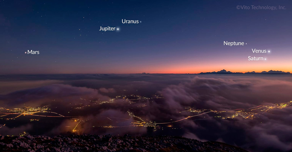 Missed the #planetaryalignment last night? 🪐☄️

Don't worry, there are still a few nights left where you can see Mars, Jupiter, Uranus, Neptune, Saturn and Venus all in the sky at the same time!

📸 Did you get a photo?
Tag us in your #astrophotography shots!