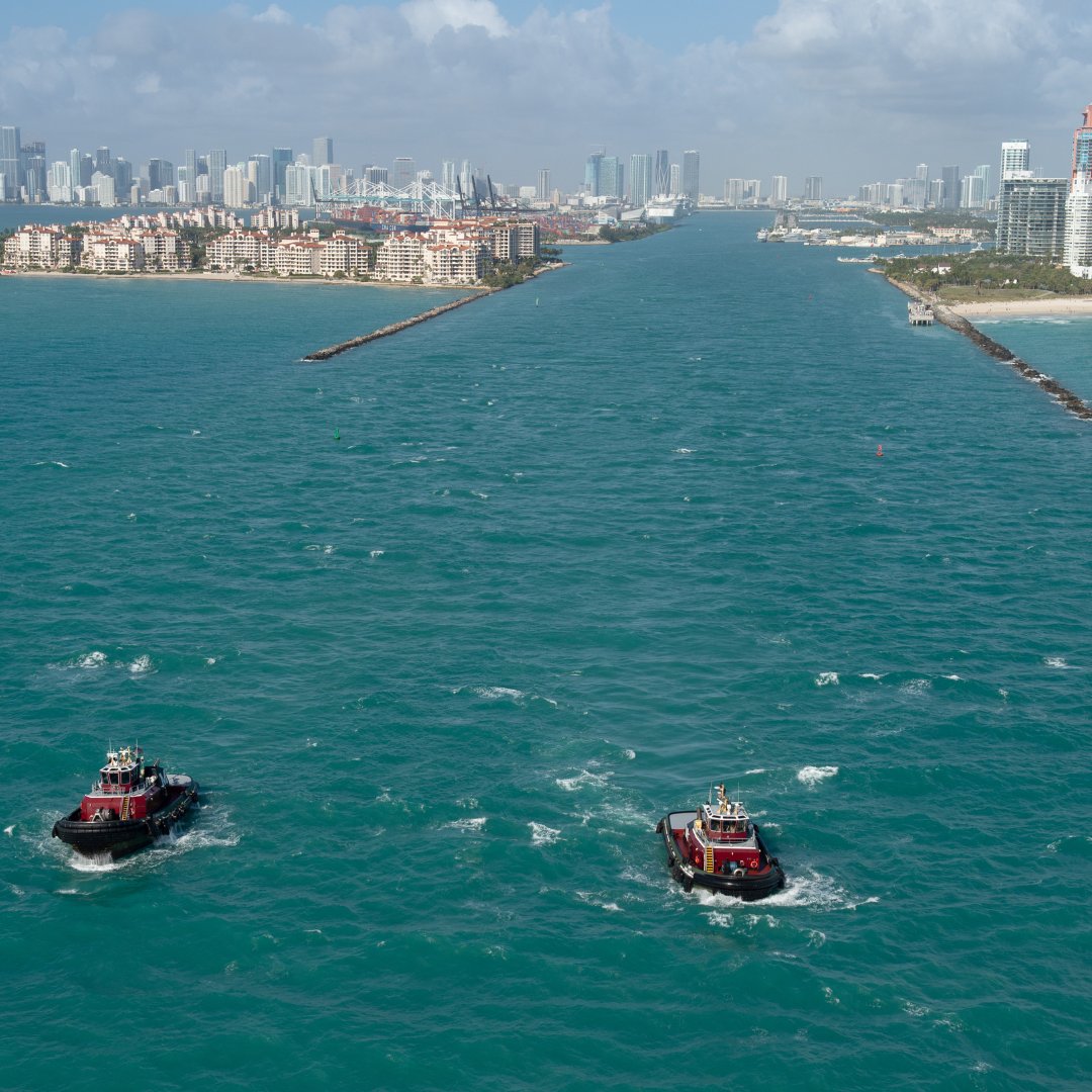 Rough seas make for stronger sailors. ⚓

#WednesdayWisdom