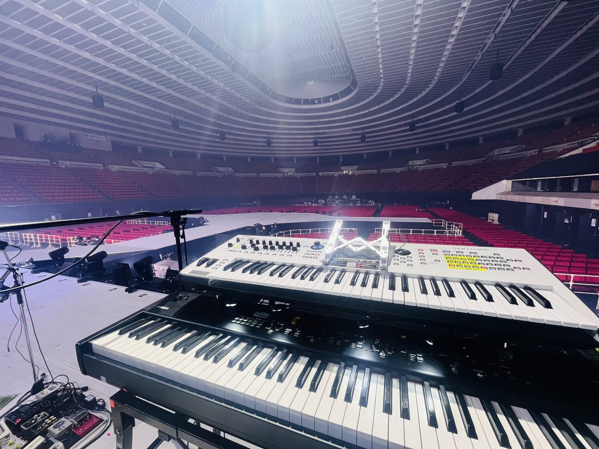 ❄️NiziU Live with U 2024-2025 “AWAKE”❄️アリーナツアー @大阪城
