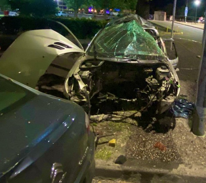 Rosariociudadok's tweet photo. 🔴AGUSTÍN LÓPEZ de 20 años manejaba el 206 de la tragedia y es de VGG.
🔴Le habían sacado la licencia por alcoholemia y exceso de velocidad
🔴Se cree que circulaba a 120km/h o más
🔴Se lo acusa de "Homicidio simple con dolor eventual, agravado por el número de víctimas

Sigue👇 https://t.co/LzlUXmXJ4E
