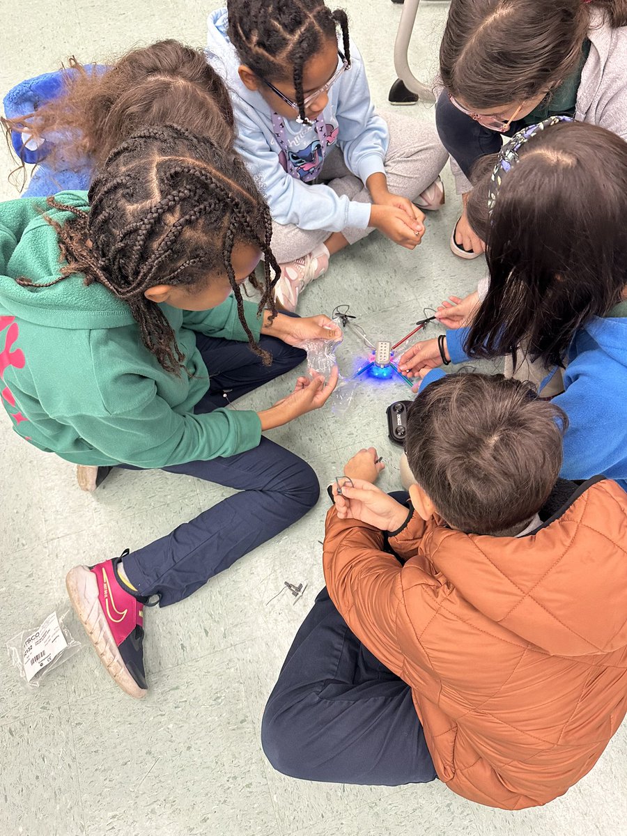 Donna Parise tweet media