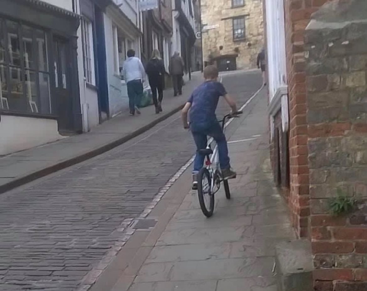 sbear101's tweet photo. Just a boy, on his bike…
Yet so many don’t care or even want to know the whole truth !!!
He was 14 YEARS OLD .. 14
#JusticeForNoahDonohoe https://t.co/RJeREfUaCl
