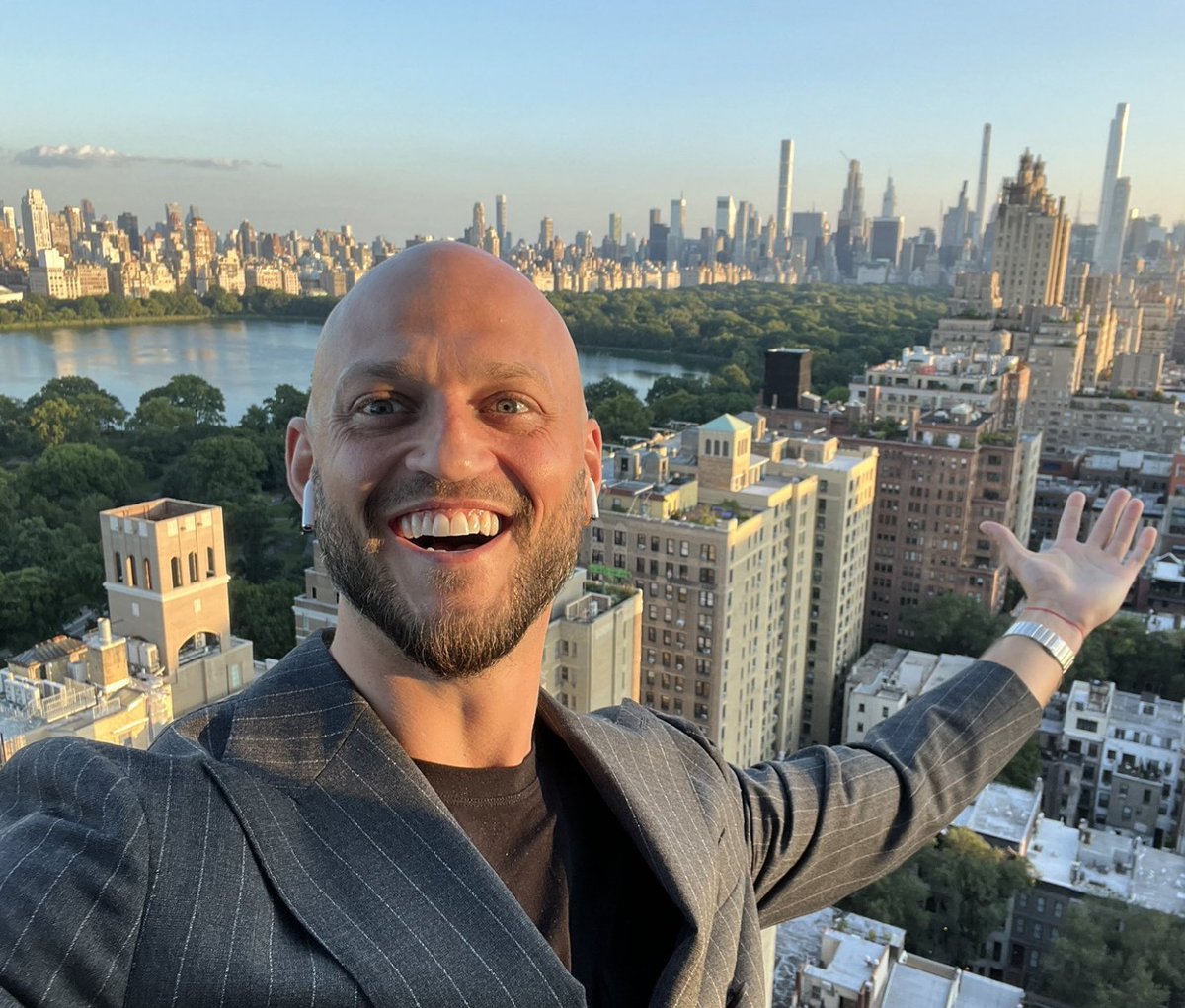 StripMallGuy tweet media