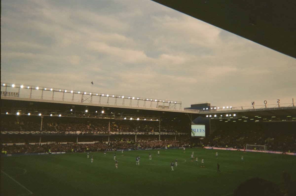 stupidguy1878's tweet image. Everton on film 10/24