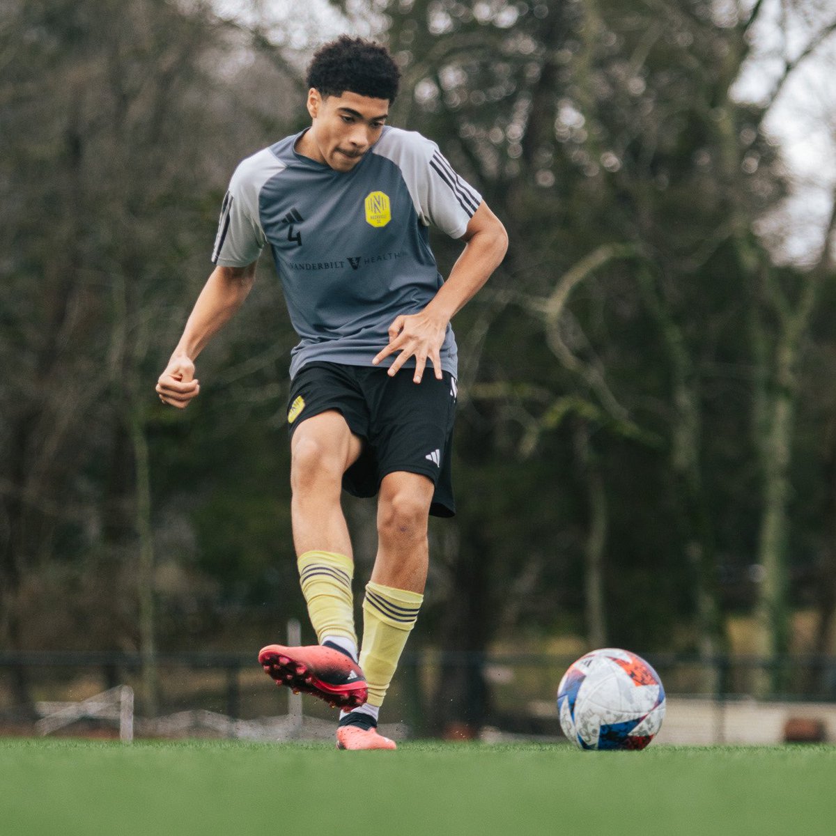 arlingtonsoccer's tweet image. Congrats to Arlington Soccer alum Chris Applewhite on recently signing a Homegrown contact with MLS squad @NashvilleSC ! 

Way to go, Chris! We are extremely proud of you!

#TeamArlington