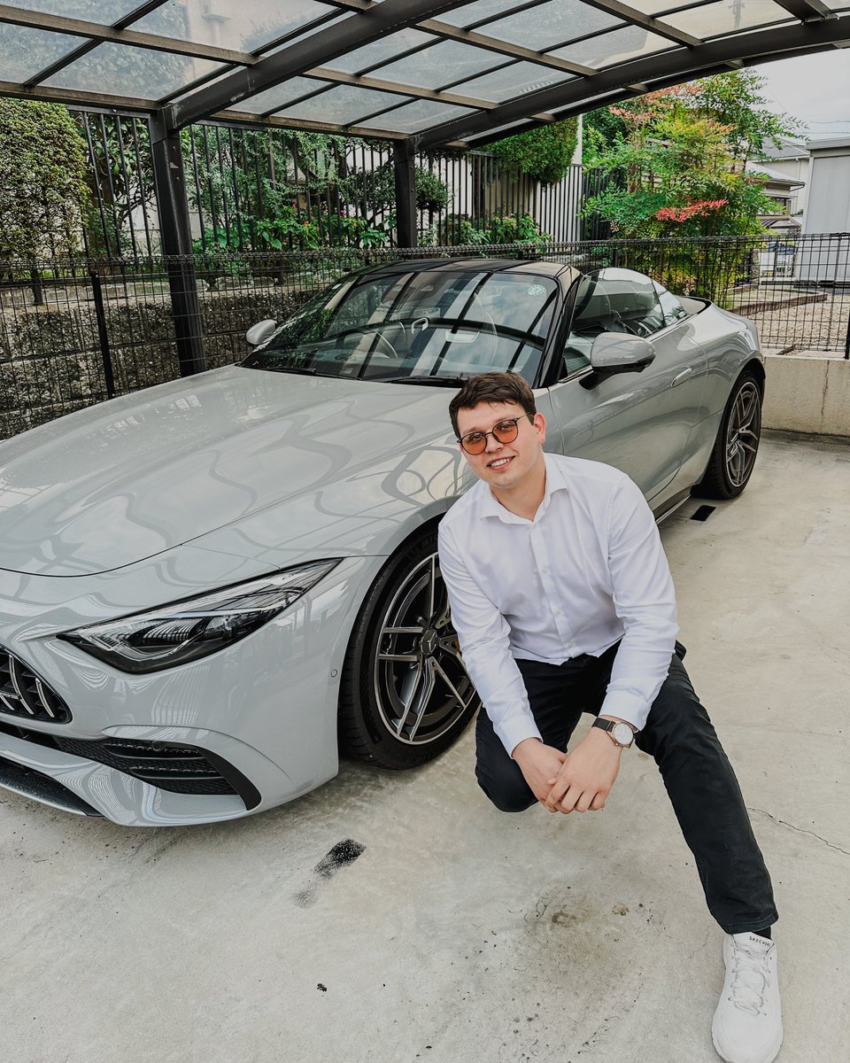 4heist4's tweet photo. “Style…style is everything”
Isn’t it?

#東京 #東京ランチ #tokyo #japan #日本 #cars #japanesecars #stylish #stylishlook #business #dressup #nihon #japantrip #japanstyle #4heist https://t.co/J7D67PXtW1