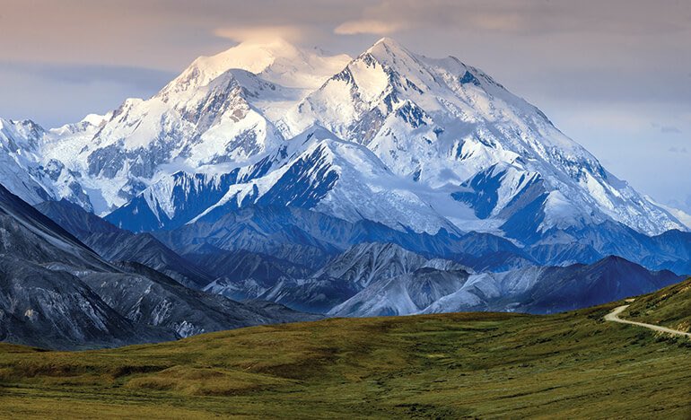 DerrickEvans4WV's tweet image. 👀🚨JUST IN: President Trump officially renamed America’s tallest Mountain, Mount Denali back to Mount McKinley, undoing the name change by Obama in 2015. 

This is awesome 💪🔥