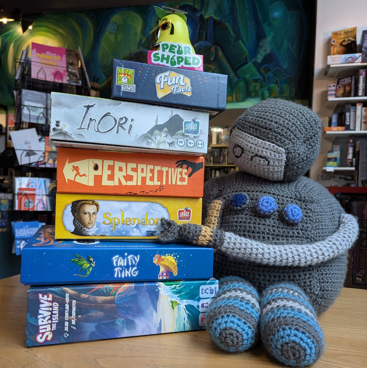 Welcome to our Try Me Buy Me demo event this Sunday from 1-6.30pm!
We're running a drop-in event with <a href="/AsmodeeUK/">asmodeeUK</a> to showcase some fantastic new additions to our board game library, like Perspectives and Inori. Just drop in on the day!

#ancientrobotgames #boardgamedemo #edinburgh