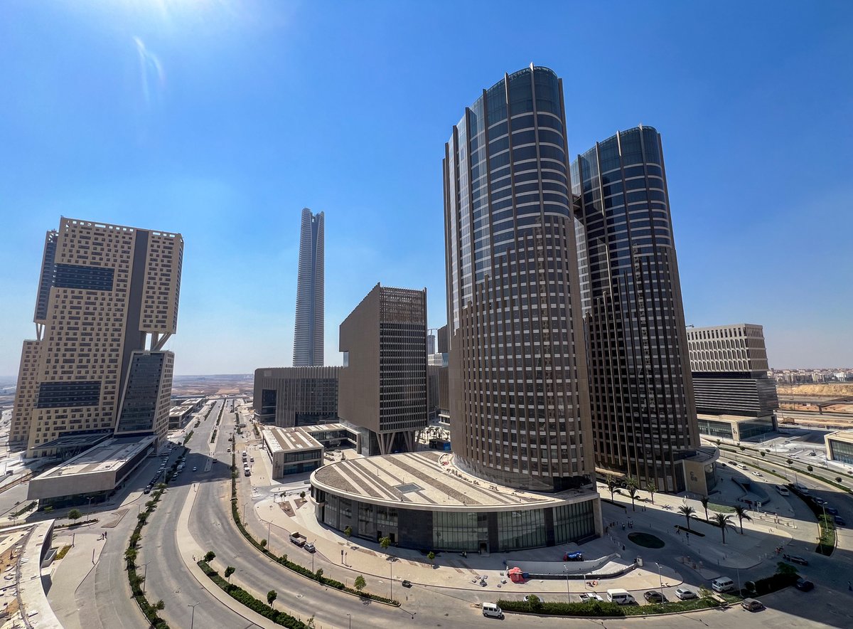 CSCEC_EGYPT's tweet image. Due to the complex geological structure in desert areas, CSCEC Egypt has developed a series of innovative engineering technologies during the construction of the New Administrative Capital CBD project.  #construction #cbd #cscec #egypt 

Today, we unveil the mechanisms of…