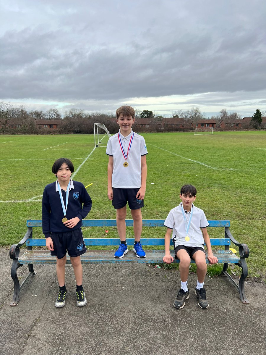 Congratulations to the students competing in the House Cross Country competition last term.
All students demonstrated excellent teamwork, resilience, and endeavour. Year 8 winner Jack🏅. Year 9 winner Josh🏅