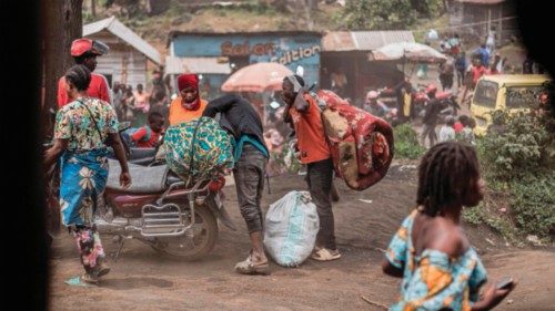 oss_romano's tweet photo. #Congo 
Oltre 52.000 i bambini sfollati dall’inizio dell’anno
di @mattefrascadore 
https://t.co/X6pBfDVcKL https://t.co/wtJcz18w5N