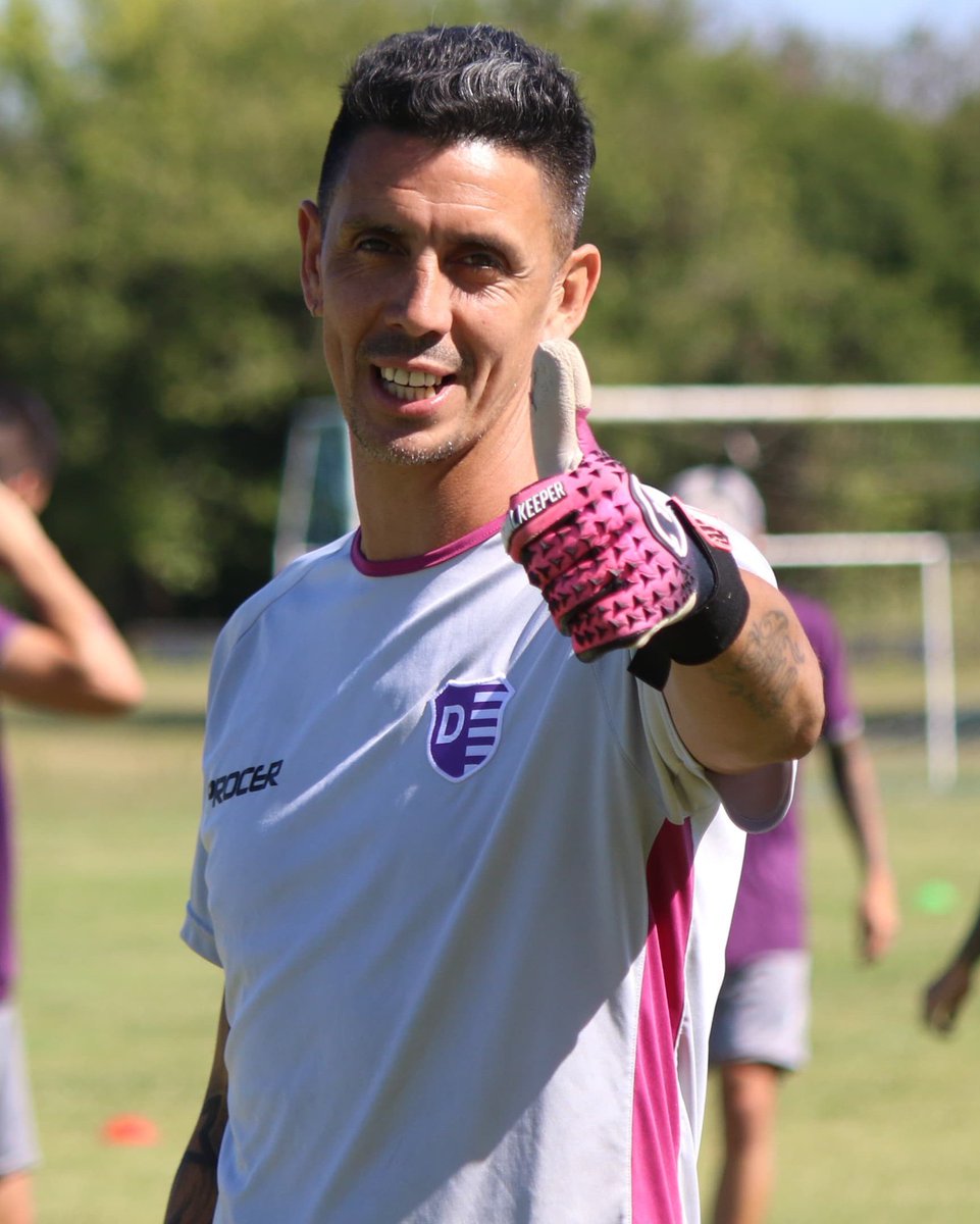 Miércoles en el Predio 👍

#DaleViola 🟣⚪️