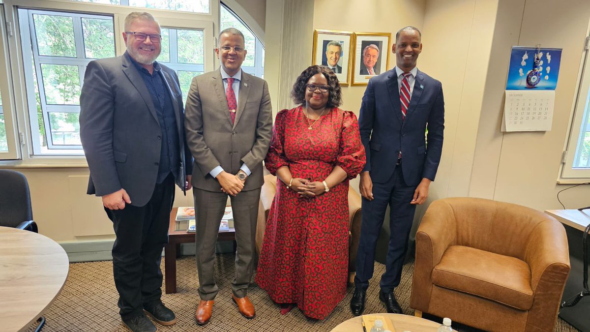 Amb.Mohamed Sheikh Issak🇸🇴🇿🇦 (@amb_msheikh) on Twitter photo Today, I paid a courtesy call to <a href="/ChansaKapaya/">Chansa Kapaya</a>, the Regional Director of UNHCR and the Office in Charge/Deputy Representative, <a href="/oprtst/">Igor Ciobanu</a>. The meeting provided a chance to identify areas of cooperation and saving refugees and build better future for people forced from home specailly Today, I paid a courtesy call to <a href="/ChansaKapaya/">Chansa Kapaya</a>, the Regional Director of UNHCR and the Office in Charge/Deputy Representative, <a href="/oprtst/">Igor Ciobanu</a>. The meeting provided a chance to identify areas of cooperation and saving refugees and build better future for people forced from home specailly