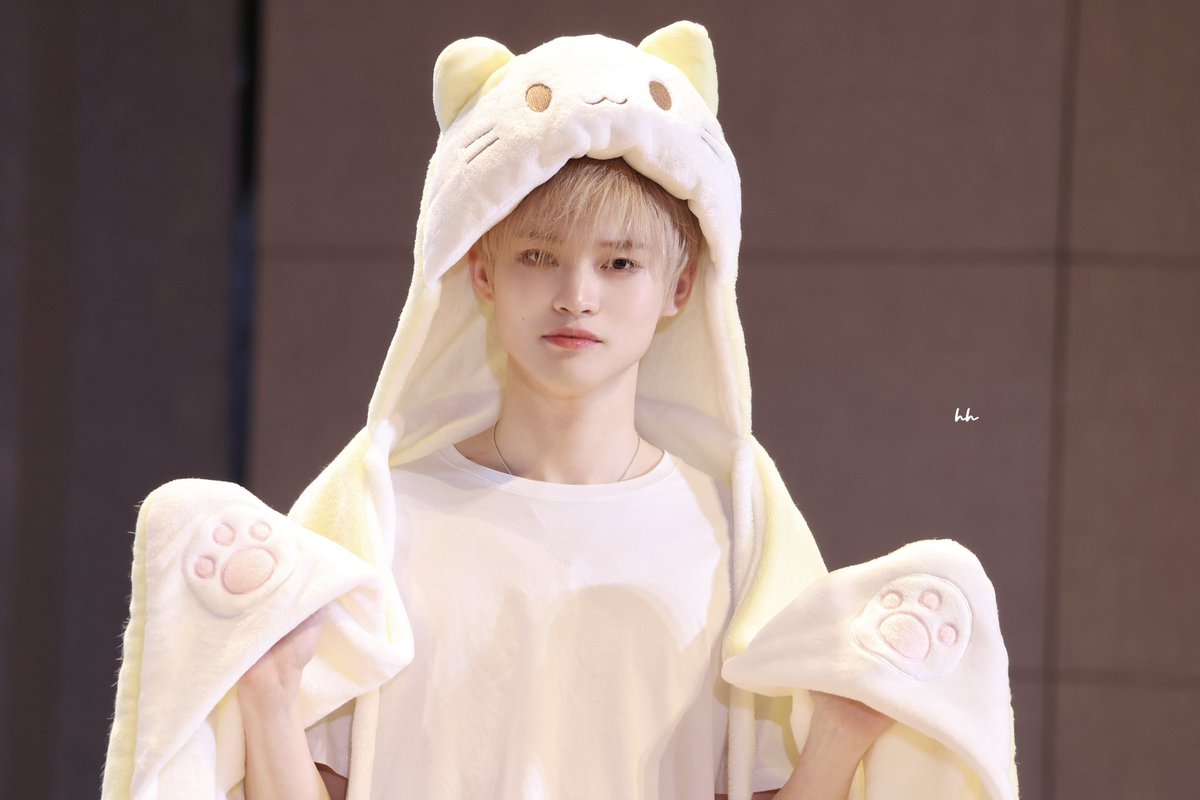 250122

#천러 #CHENLE #辰乐
#NCT #nctdream
