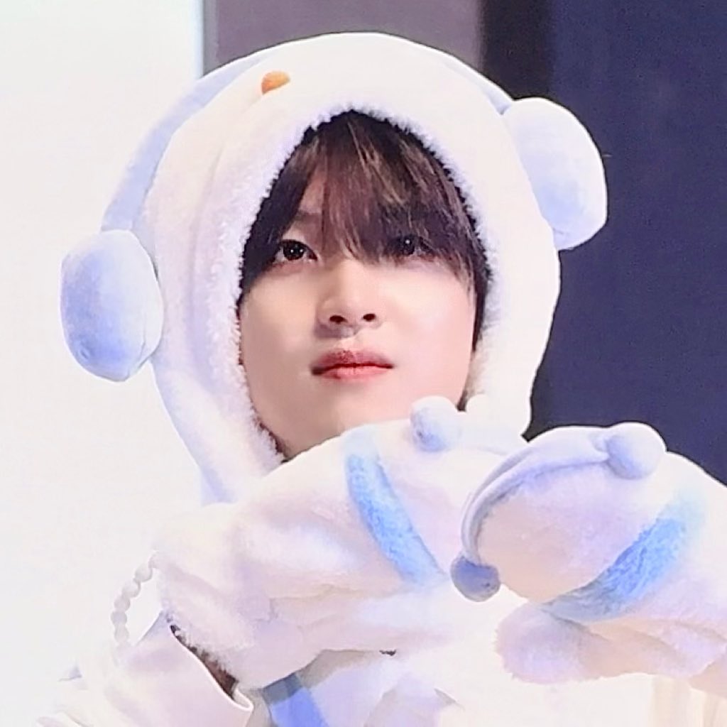 hcbbii's tweet photo. 눈사람띠니 https://t.co/YvyeLrAk6r
