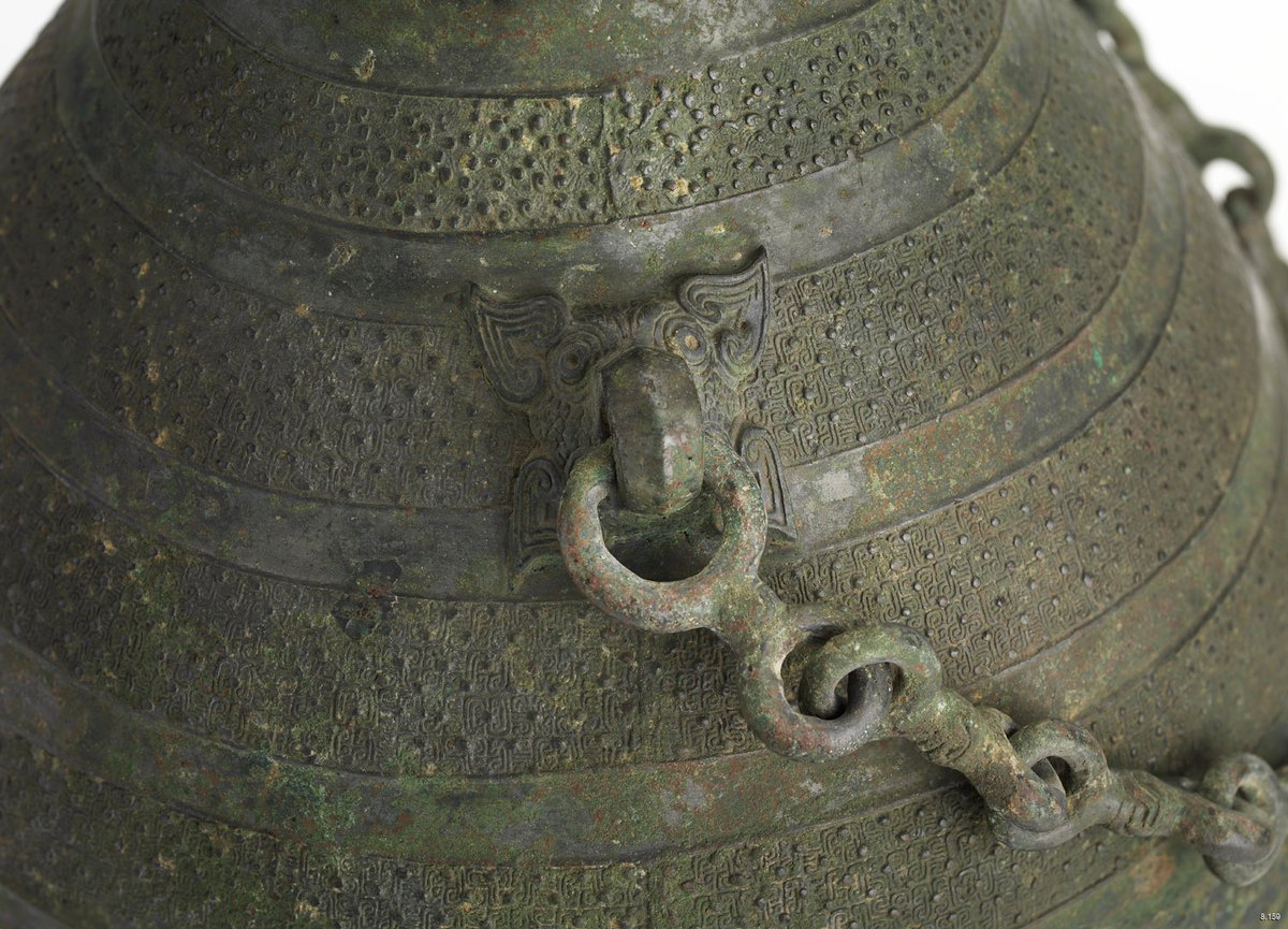 burrellcollect's tweet photo. Let’s slither into the amazing Year of the Snake 🐍
To find out more about this animal of the Chinese Zodiac join Yupin Chung, Curator of Chinese Art at 2pm, 1st of February. Yupin will explore a Chinese wine vessel  with intricate snake patterns, celebrating new beginnings. 🧧 https://t.co/2BpQBGoPlS