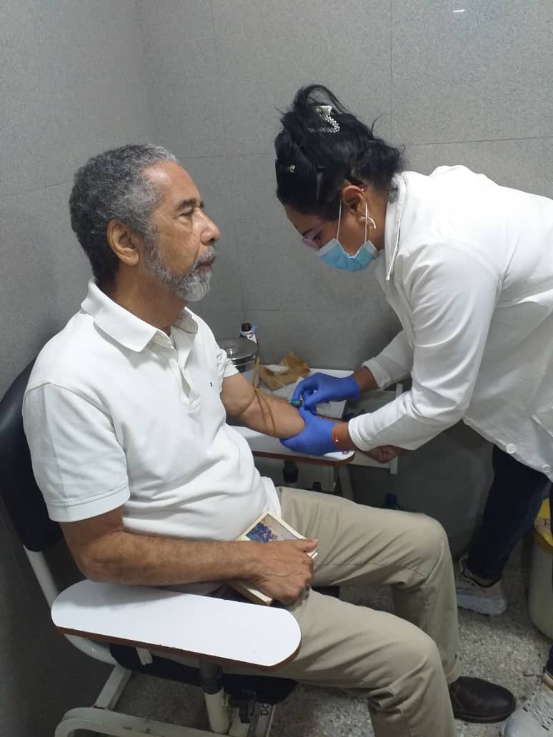 CDI El Pinar parroquia El Paraíso realizado toma de muestra a paciente. #CubaPorLaVida