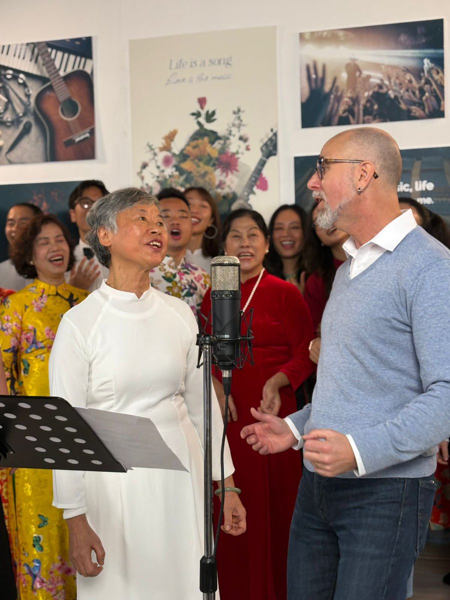 ShawnSteil's tweet image. Le G4 (🇨🇦🇳🇿🇳🇴🇨🇭) œuvre à sensibiliser les gens aux droits &amp;amp; libertés et à promouvoir un avenir meilleur pour tous. Nous célébrons le Tết (Nouvel An lunaire) en 🇻🇳 avec un message spécial sur l'inclusion et l'harmonie dans la diversité. Restez à l'écoute pour la sortie de demain!