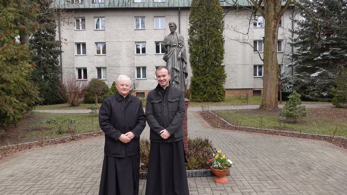 MichalSAC's tweet photo. Dziś wspomnienie św. Wincentego Pallottiego - 20 lat temu Papież Jana Paweł II mianował Henryka Hosera SAC, arcybiskupem. https://t.co/uTOouVS2eY