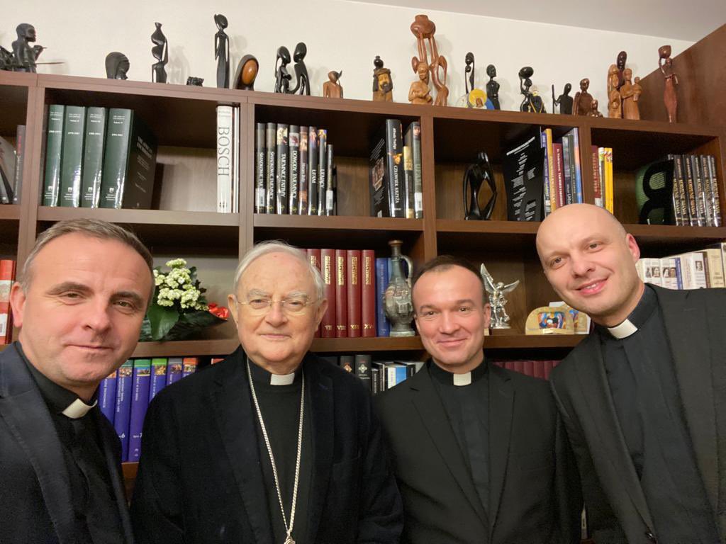 MichalSAC's tweet photo. Dziś wspomnienie św. Wincentego Pallottiego - 20 lat temu Papież Jana Paweł II mianował Henryka Hosera SAC, arcybiskupem. https://t.co/uTOouVS2eY