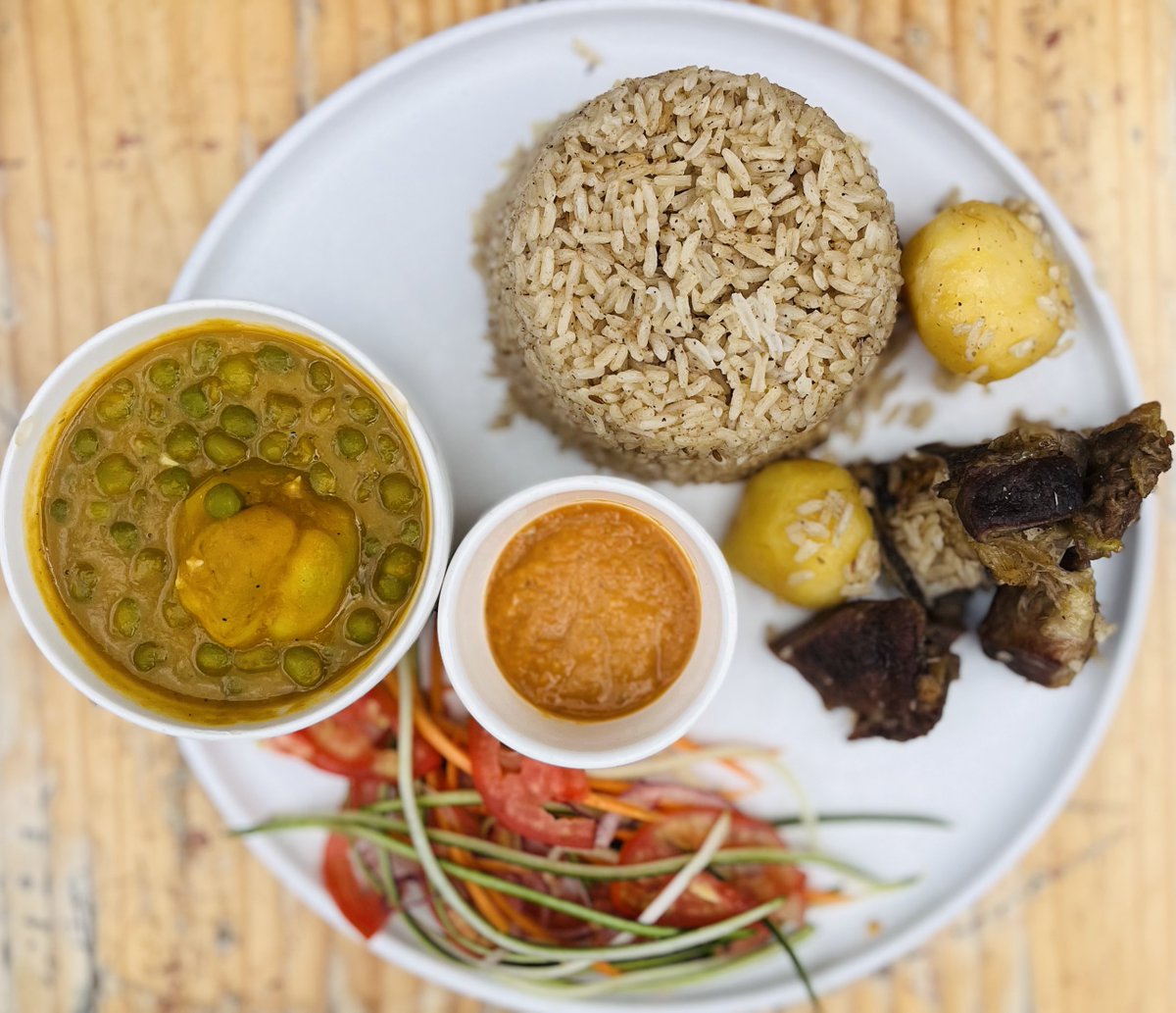 msosi_flavour's tweet photo. Please Rt 

Pilau day 💃💃💃💃🫢
Pilau beef maharage 6,000
Pilau beef njegere 8,000
Pilau kuku njegere 10,000
Pilau wali mix Makange ya kuku 13,000
Namba ya order: 0625198207
Tunafanya delivery kwa haraka
Tunapatikana: Budget, Sinza lion 🥳
Karibuni sana 🫶🏼 https://t.co/go46OqKgwQ