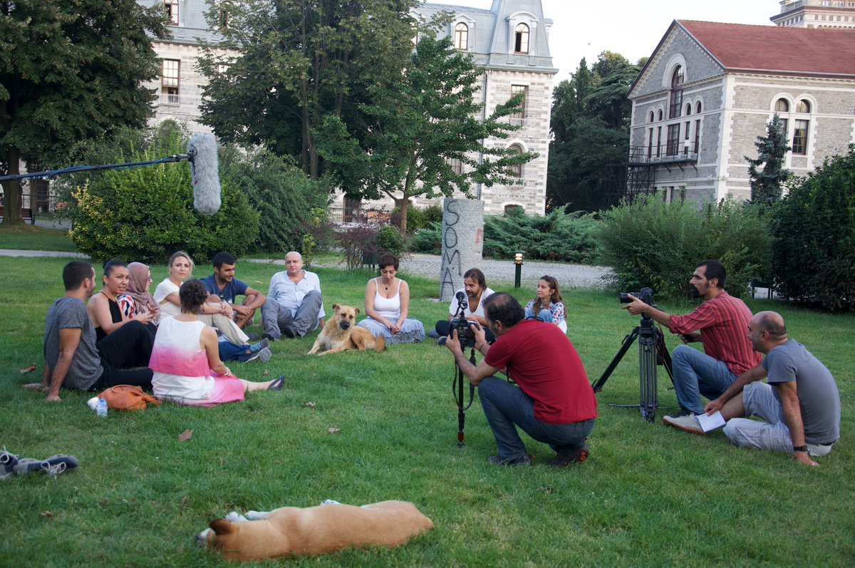 📣21 Kasım 2024'te başlattığımız bu destek kampanyası SAATLER sonra bitiyor. 
Hep söyledik, bu bir imeceye çağrısı. Azı çoğu yok, katılın birlikte tamamlayalım bu filmi. 🙏
🔗Destek olmak için kampanya sayfamıza buradan ulaşabilirsiniz:
startnext.com/en/kardesturku…