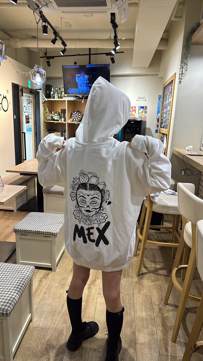 ShinBW's tweet photo. またまた可愛いモデルさん来たわ！

安心してください、履いてません←

 #メックステキーラ https://t.co/6f2NV7ritJ