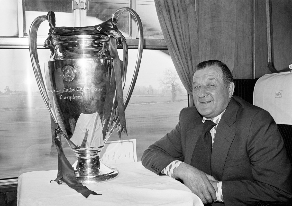 LFC's tweet photo. On this day in 1919, the great Bob Paisley was born ❤️ https://t.co/ekh0LQX2VU