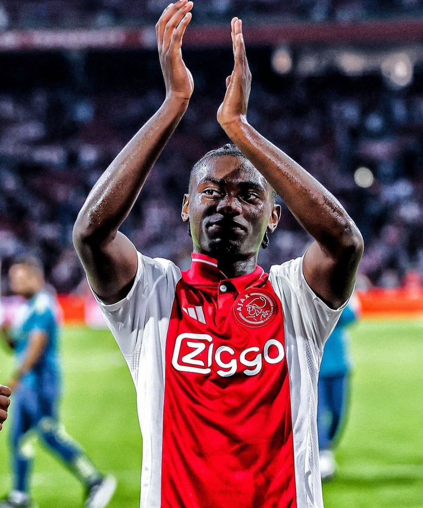 MichelNetten020's tweet image. Morgen in de basis? Zal me niks verbazen. 

#Ajax #Mokio