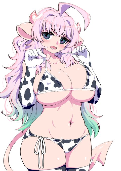 うちの子に牛柄ビキニを着て頂いた 