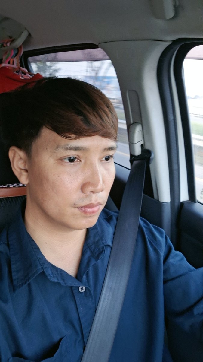 jadteep's tweet photo. ไปไหน https://t.co/mTUfjeLZUE