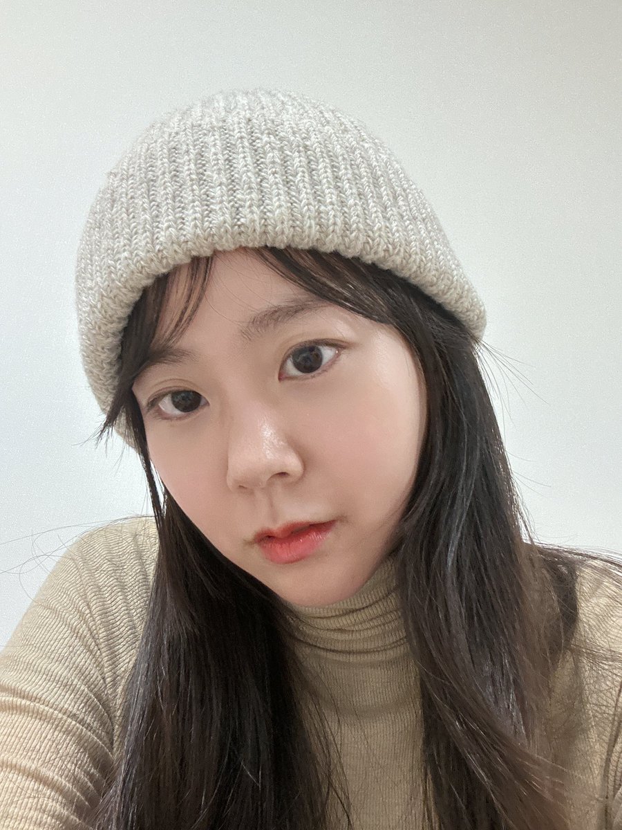Han Seung Yeon tweet media