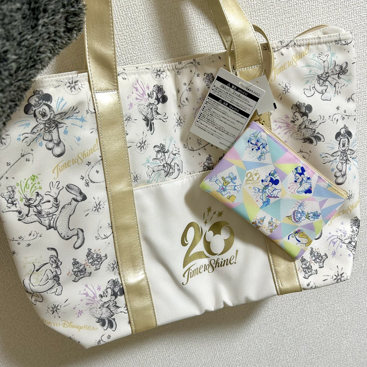 ディズニーシー25周年グッズでこんな感じのトートバッグ出て欲しい