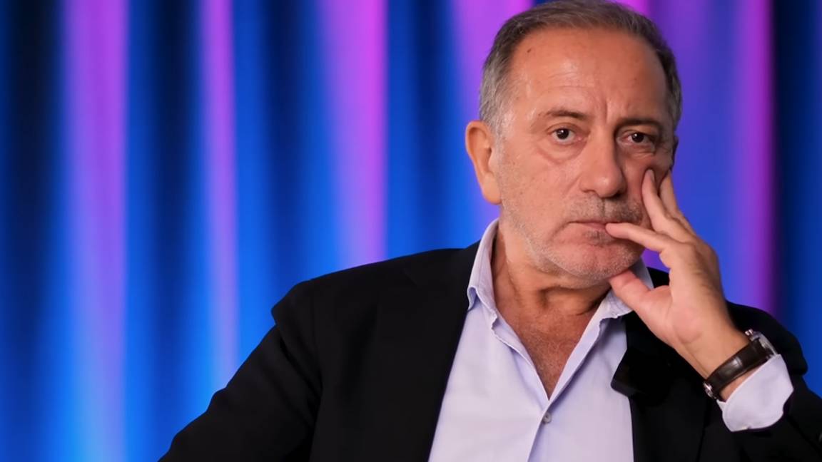 “İnsanlık ölmüş” diyen Fatih Altaylı:

“Bir dostum, dün olaydan sonra, rezervasyonunu iptal ettirmek için bölgedeki bir başka oteli aramış.

Otelden telefonuna yanıt veren görevli, ‘Rezervasyon iptali almıyoruz. Otelimiz ve pistler tam kapasite ile hizmet veriyor. Yangından