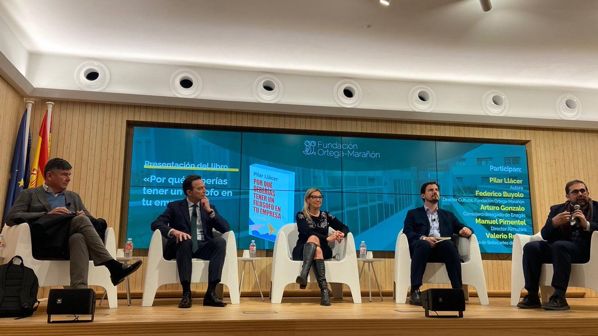 Ayer asistí a la presentación del libro de <a href="/Pilar_Llacer/">Pilar LLácer</a> 📖 "Por qué deberías tener a un filósofo en tu empresa" en <a href="/fortegamaranon/">Fundación Ortega-Marañón</a> 
Todo un lujo y un placer acompañar a Pilar en este acto.
✨`explora los #desafíos contemporáneos que enfrentan las empresas´📖

¡Enhorabuena Pilar!