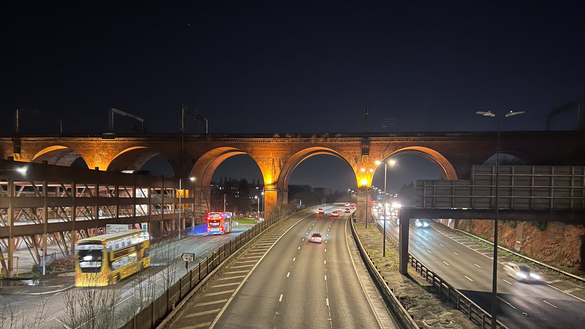thertmnews's tweet image. 🚧 The historic Stockport Viaduct is undergoing a major restoration to preserve its iconic structure and improve its appearance. 🌉✨

🔹 Learn more: railtechnologymagazine.com/articles/revit…

@NetworkRail @StockportMBC  #StockportViaduct #HistoricRestoration #Infrastructure #CommunityPride