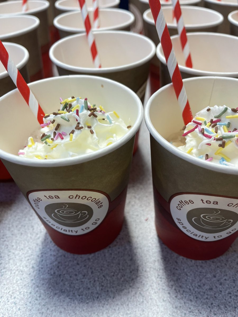 It’s cold outside so hot chocolate bar in our tuck &amp; cafe for the students. Very popular and delicious ☕️
<a href="/Milen42931651/">Milen</a> <a href="/melrahaman/">Melissa Rahaman</a> <a href="/MaryMar89923871/">Mary Martin</a> @JohnLyonHarrow