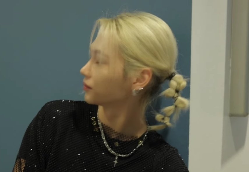 BBOKARILOOKS's tweet image. felix's hairstyle &amp;gt;&amp;lt;