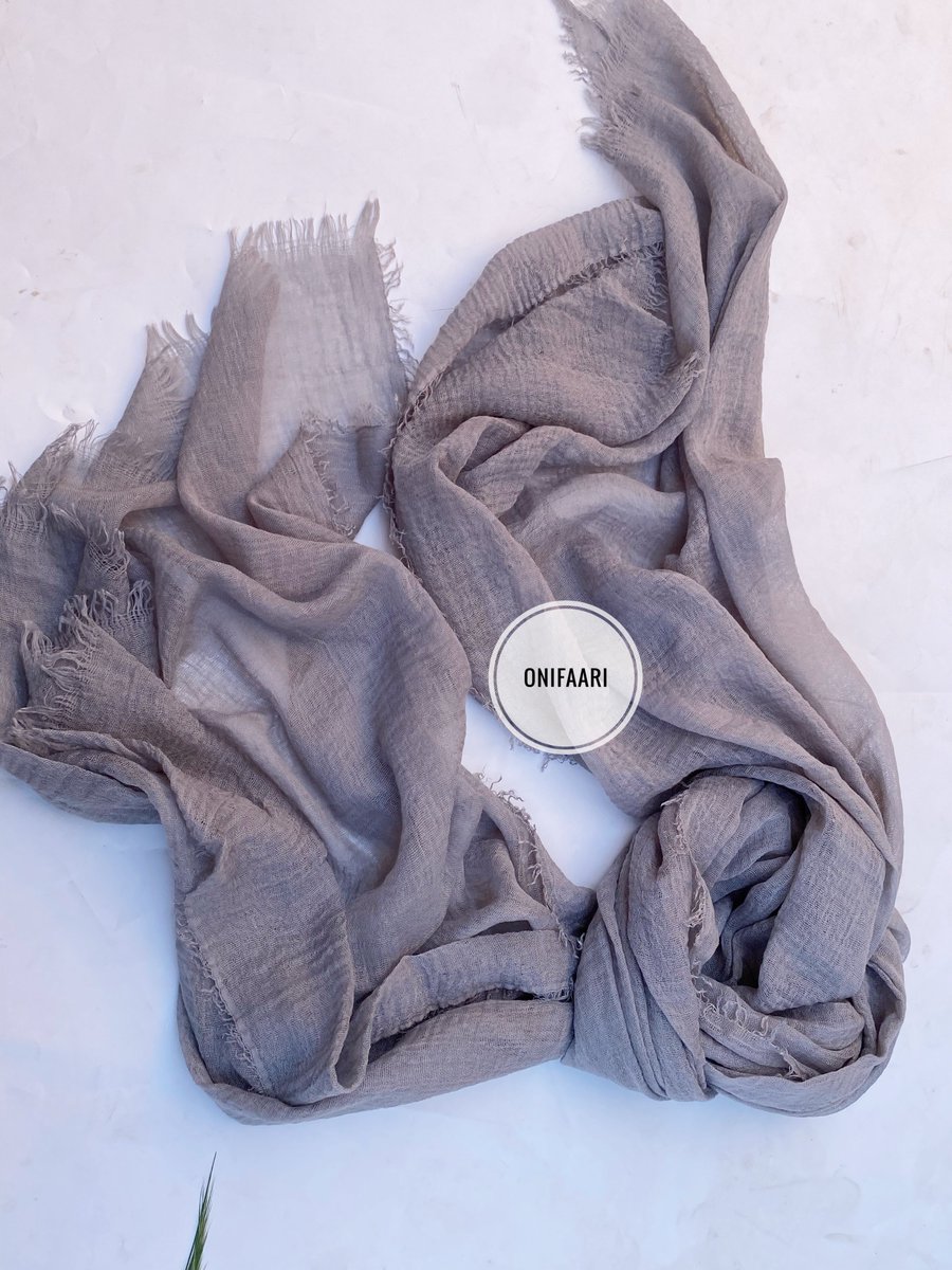 AjokeOnifaari's tweet photo. Ombre Cotton Crinkle, 2 tone soft cotton scarf easy to wrap as turban or veil

Price:2,500 only
Location:Ilorin
Nationwide Delivery 

Pls Rt https://t.co/xMWhPbjkys