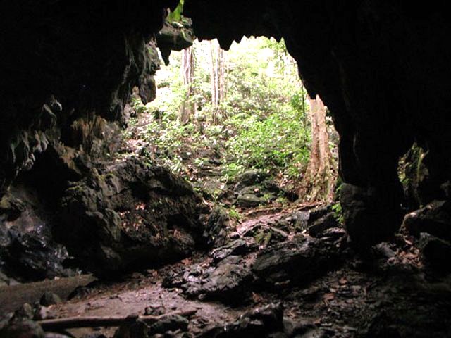 MarioBuffone70's tweet photo. MONUMENTO NATURAL CUEVA ALFREDO JAHN. #Birongo, #Miranda. Fue decretado el 12 de diciembre de 1978, en la primera administración del presidente Carlos Andrés Pérez. Su superficie es de 58 hectáreas. #ObrasDeLaDemocracia https://t.co/e9sEEUP2l1