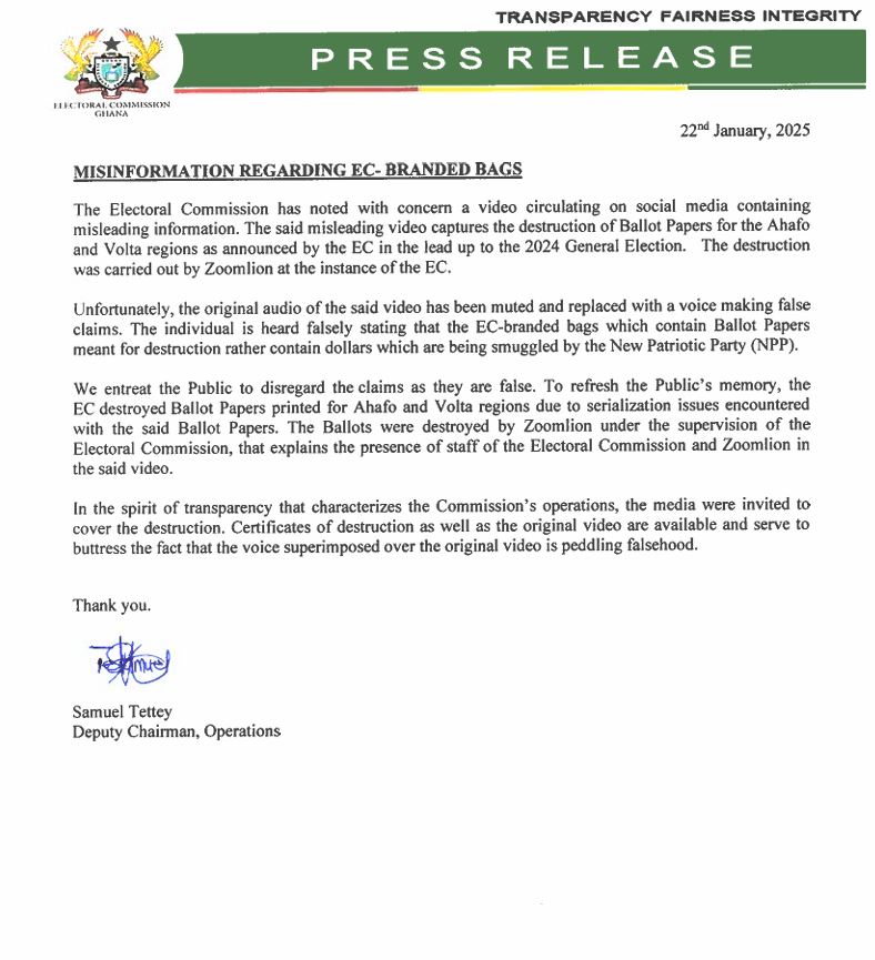 Channel247News's tweet photo. 🚨 The EC addresses misinformation regarding EC-branded bags in a press notice signed by Samuel Tettey, Deputy Chairman - Operations. Stay informed with accurate updates! 🗳️ #Election2025 #ECPressNotice #Misinformation #GhanaPolitics #ericopoku #saleng #zenator https://t.co/pSe1bO6vj0