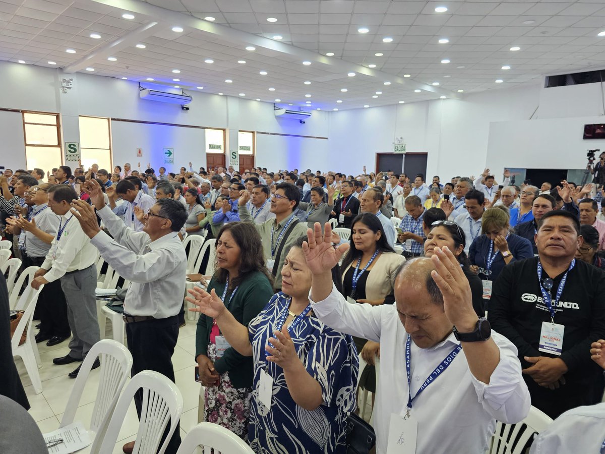 Concluded ministry in Burkina Faso to more than 8,000 AG ministers, and dived over to Peru to speak at Peru AG General Council Meeting. Powerful move of God at a healing service at last night's session. Two more sessions today before coming home for the Lunar New Year.