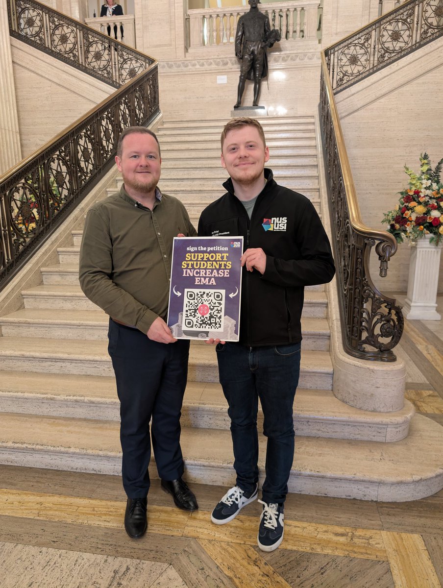 Great meeting with <a href="/uuponline/">Ulster Unionist Party</a> Education spokesperson <a href="/ColinCrawford2/">Colin Crawford</a>, talking about our campaign to increase EMA student support. 📈🪙

#StudentVoice #NUSUSI #StudentRepresentation #NI #NorthernIreland #Stormont #EMA #FE