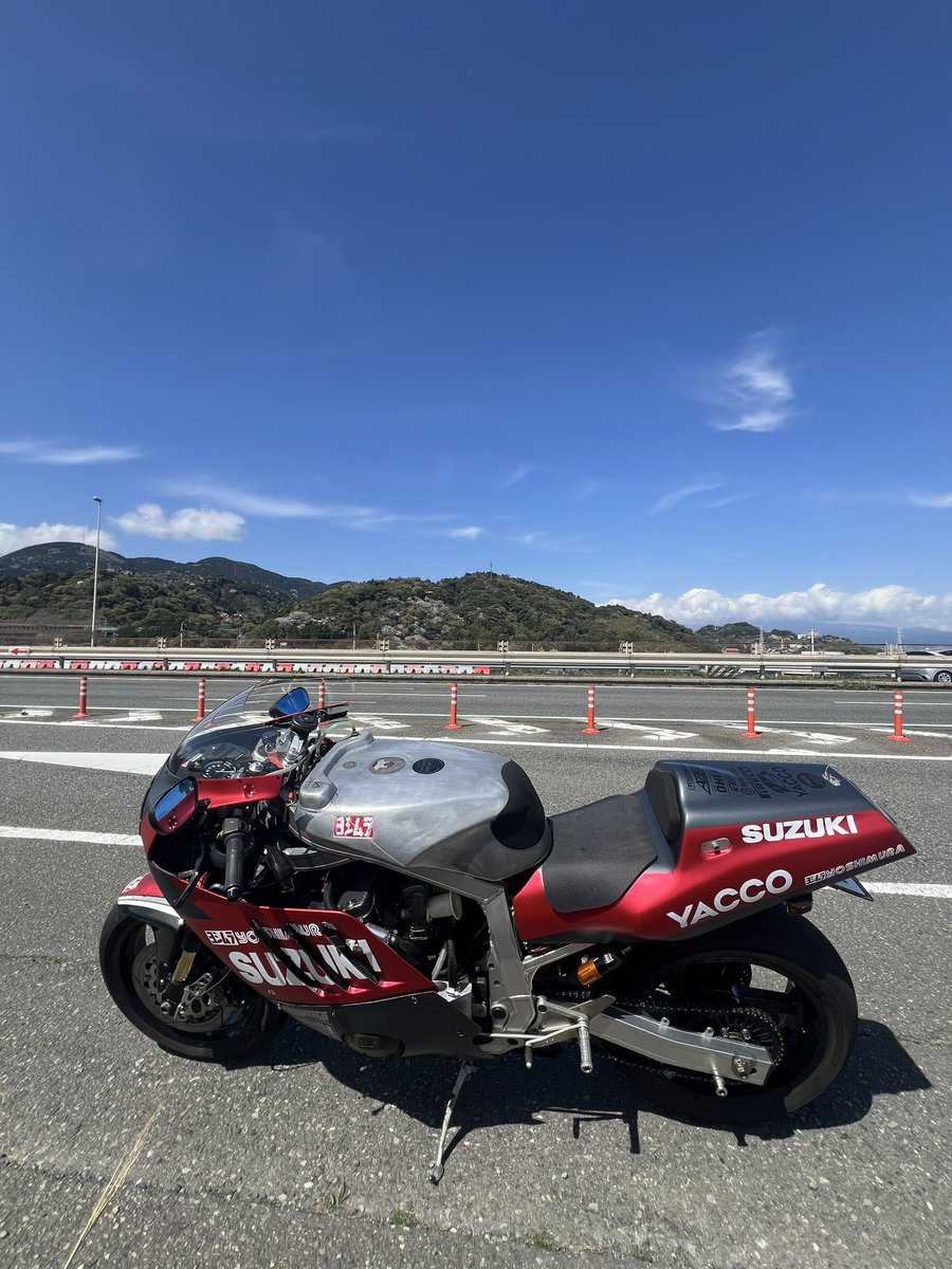 mudman R1100 tweet media