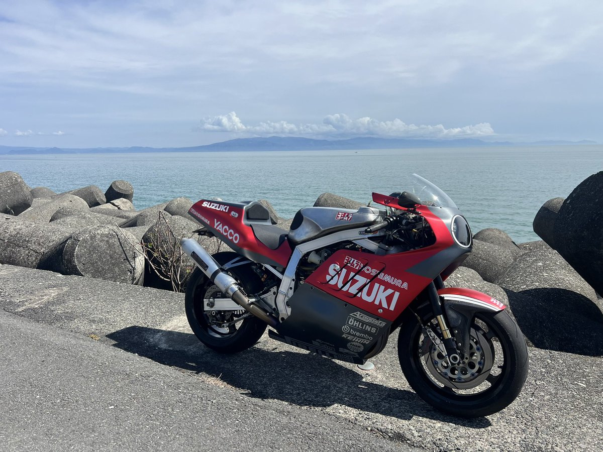 mudman R1100 tweet media