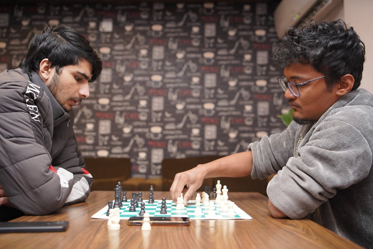 gciedunp's tweet photo. 𝐆𝐥𝐨𝐛𝐚𝐥 𝐀𝐧𝐧𝐮𝐚𝐥 𝐅𝐢𝐞𝐬𝐭𝐚 - 𝟐𝟎𝟐𝟓 ✨🎖️
Day4 : Chess Competition

#GAF #Day4 #GlobalAnnualFiesta #AnnualFiesta #Fiesta2025 #ShapingTheFuture #BBA #BHM #BTTM #MBA #GCI #GlobalCollegeInternational #GlobalCollege #Global #BeGlobal #gciedunp #ComeBeAGlobalite https://t.co/EnJAIxv4Ul