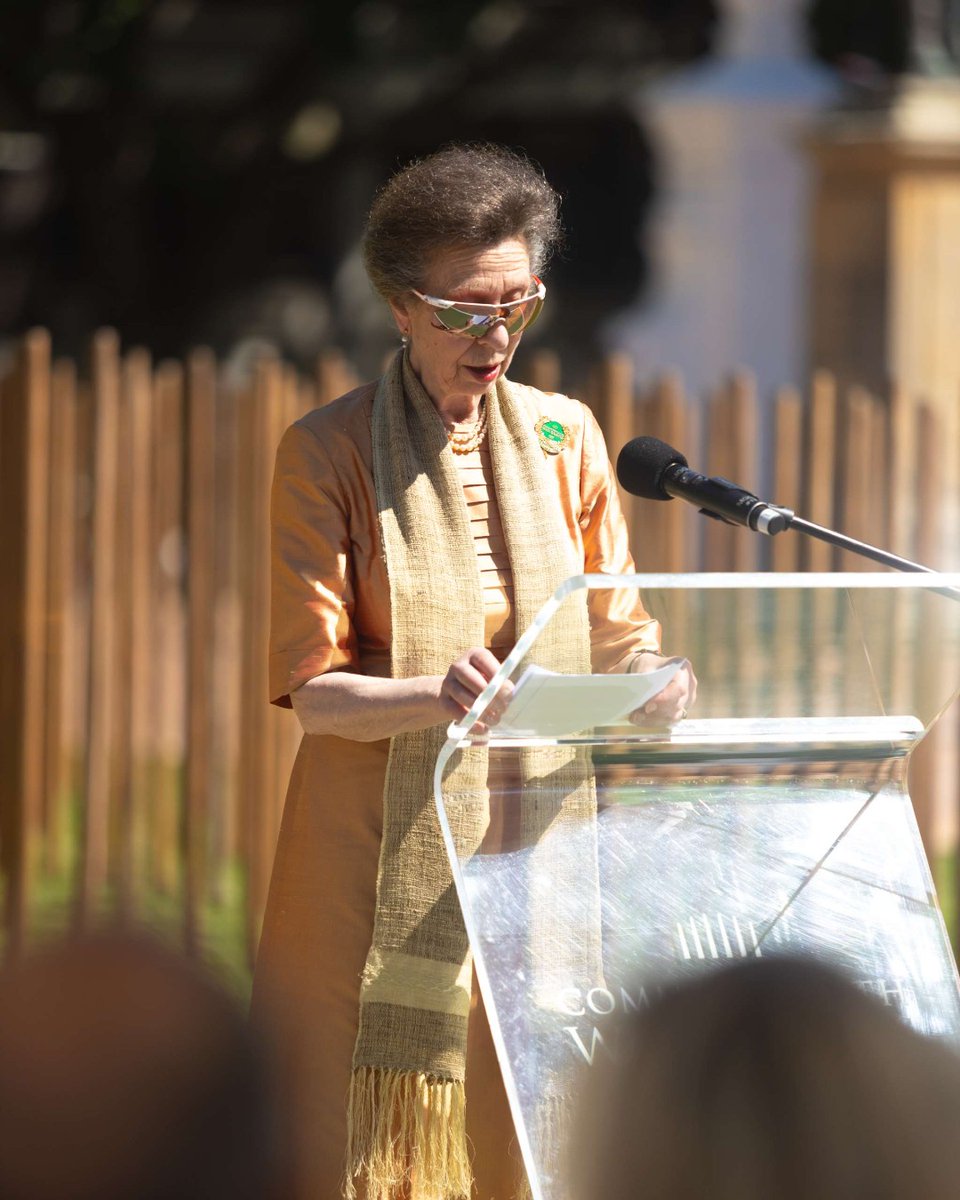 CWGC's tweet photo. We are deeply honoured and grateful to our President, HRH The Princess Royal, for joining us in unveiling this truly remarkable memorial today.

Present at the ceremony were descendants whose relatives put their lives on the line for the freedoms we all enjoy today. @RoyalFamily https://t.co/HqhJV51Zd2