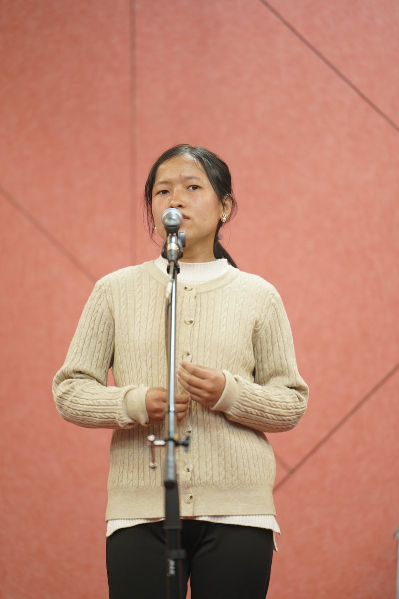 gciedunp's tweet photo. 𝐆𝐥𝐨𝐛𝐚𝐥 𝐀𝐧𝐧𝐮𝐚𝐥 𝐅𝐢𝐞𝐬𝐭𝐚 - 𝟐𝟎𝟐𝟓 ✨🎖️
Day4 : Singing

#GAF #Day4 #GlobalAnnualFiesta #AnnualFiesta #Fiesta2025 #ShapingTheFuture #BBA #BHM #BTTM #MBA #GCI #GlobalCollegeInternational #GlobalCollege #Global #BeGlobal #gciedunp #ComeBeAGlobalite https://t.co/Rl2ZntzPrK