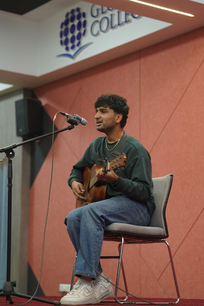 gciedunp's tweet photo. 𝐆𝐥𝐨𝐛𝐚𝐥 𝐀𝐧𝐧𝐮𝐚𝐥 𝐅𝐢𝐞𝐬𝐭𝐚 - 𝟐𝟎𝟐𝟓 ✨🎖️
Day4 : Singing

#GAF #Day4 #GlobalAnnualFiesta #AnnualFiesta #Fiesta2025 #ShapingTheFuture #BBA #BHM #BTTM #MBA #GCI #GlobalCollegeInternational #GlobalCollege #Global #BeGlobal #gciedunp #ComeBeAGlobalite https://t.co/Rl2ZntzPrK